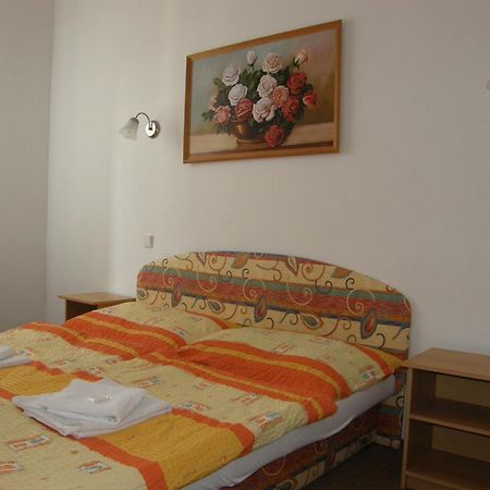 Hotel Filip Ceske Budejovice Exterior foto